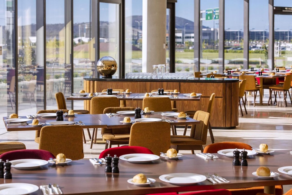 VIBE HOTEL CANBERRA AIRPORT photo 2