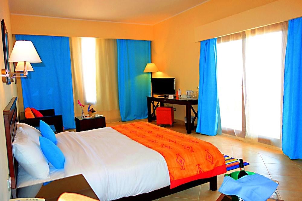 VIVA BLUE RESORT (ADULT ONLY) photo 2