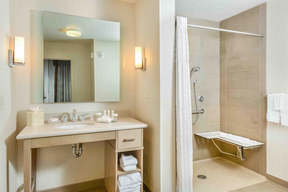 Homewood Suites by Hilton Anaheim Resort - Convention Center photo 2