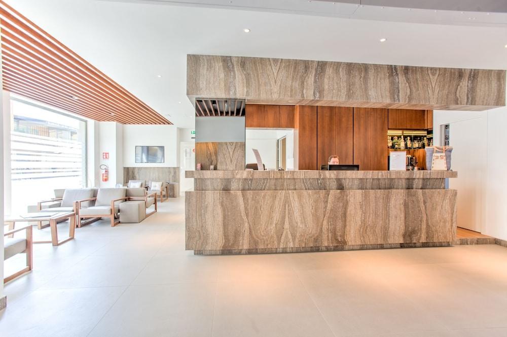 MH FLORENCE HOTEL & SPA photo 2