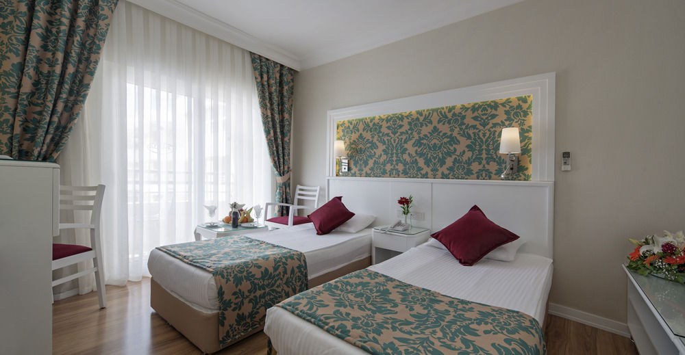 ALAIYE KLEOPATRA HOTEL photo 1