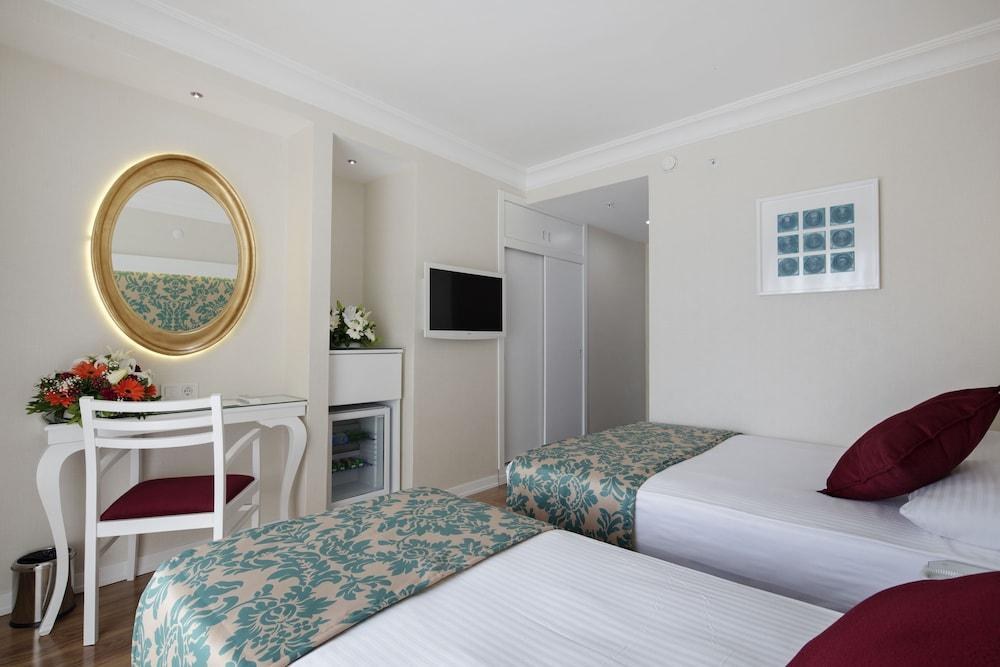 ALAIYE KLEOPATRA HOTEL photo 2