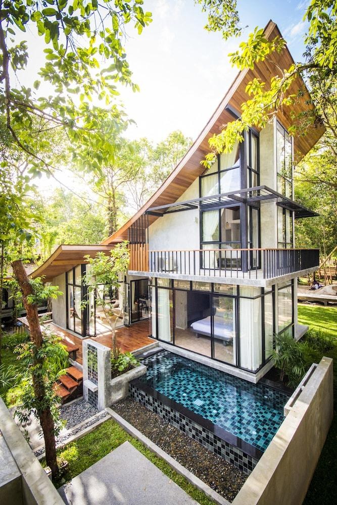 VILLA THALANENA photo 2