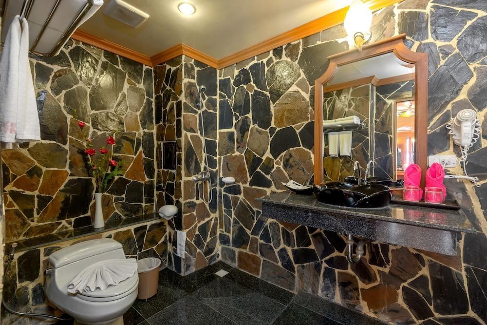 CHANG RESIDENCE PATONG photo 2