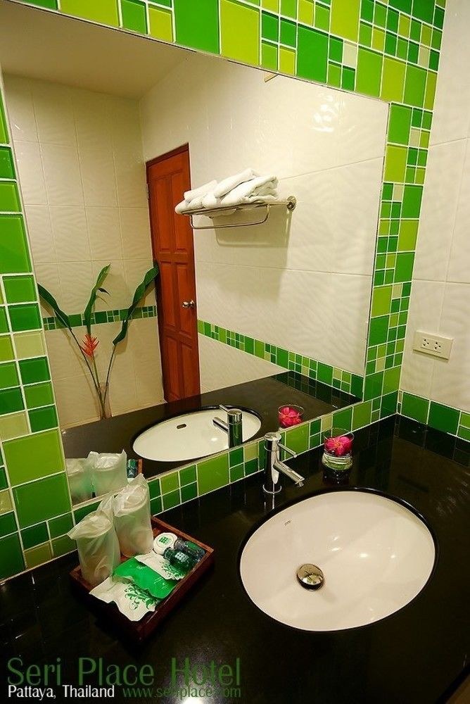 SERI PLACE photo 1