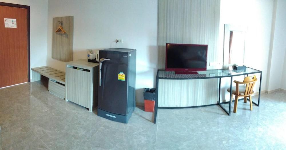 SERI PLACE photo 2
