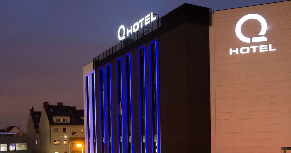 Q HOTEL KRAKOW photo 2