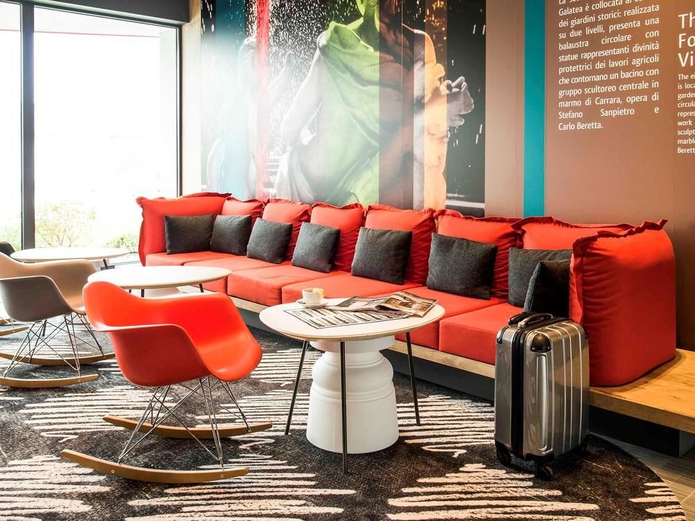 IBIS MILANO FIERA photo 1