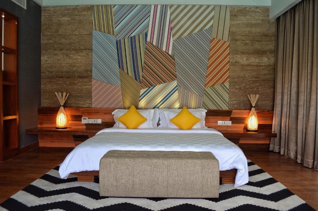 TS SUITES SEMINYAK photo 4