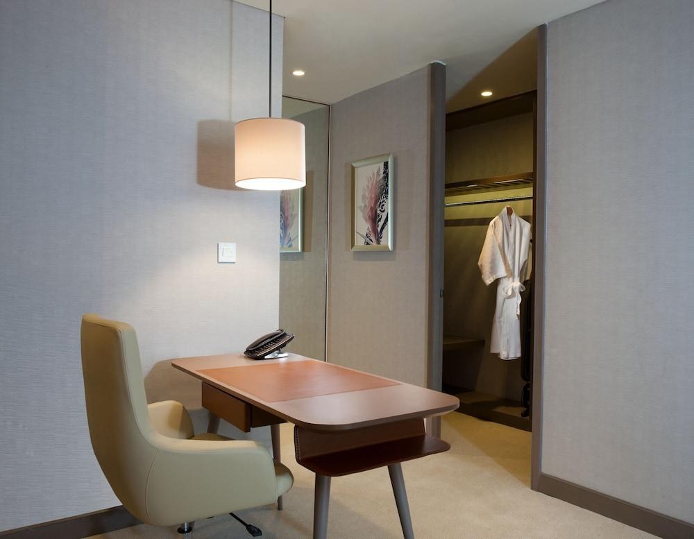 INTERCONTINENTAL BANDUNG DAGO PAKAR photo 4