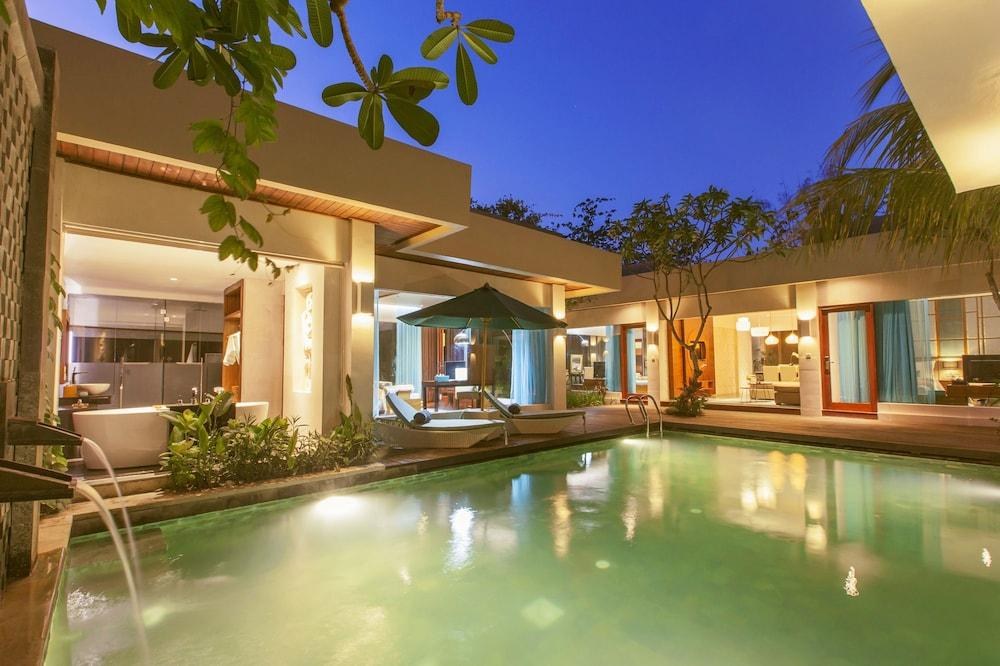 THE LEAF JIMBARAN LUXURY VILLAS