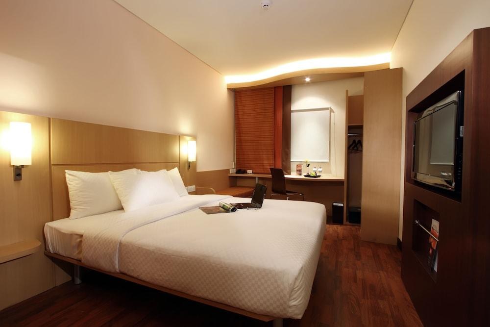 IBIS BALIKPAPAN photo 2