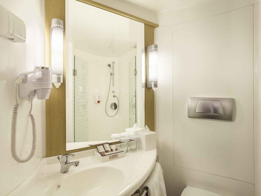 IBIS BALIKPAPAN photo 4