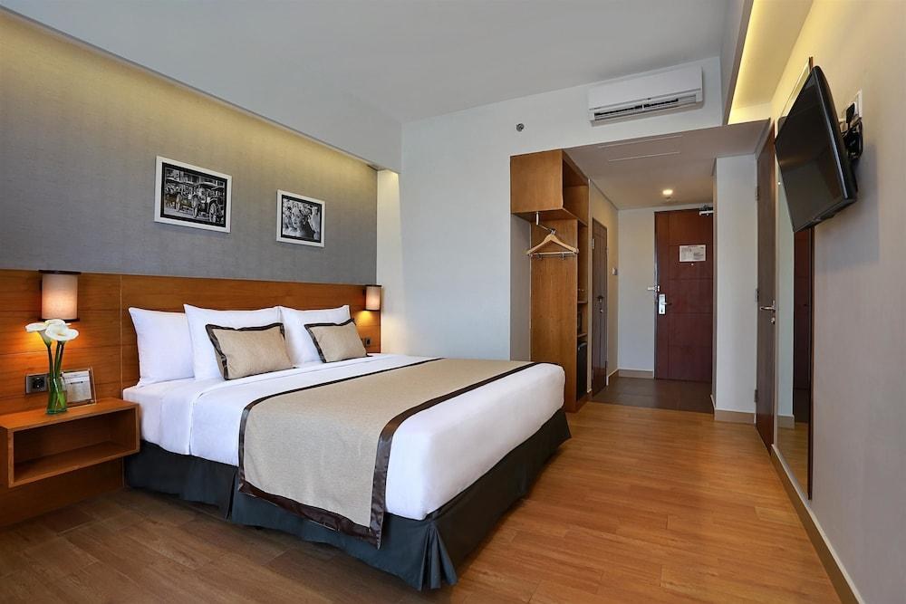 GOLDEN TULIP ESSENTIAL DENPASA photo 2