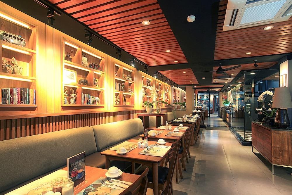 Ivory Hotel Bandung photo 3