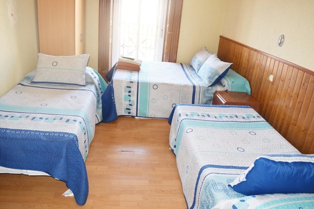 HOSTAL NUMANCIA photo 2