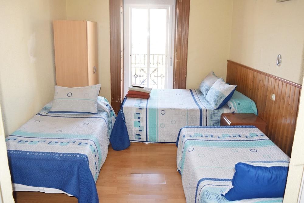 HOSTAL NUMANCIA photo 3