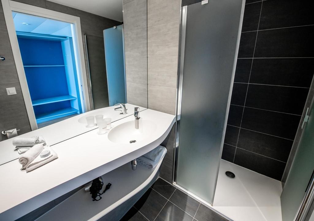 AQUATIS HOTEL LAUSANNE photo 2