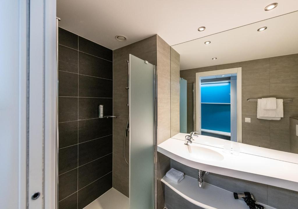 AQUATIS HOTEL LAUSANNE photo 3