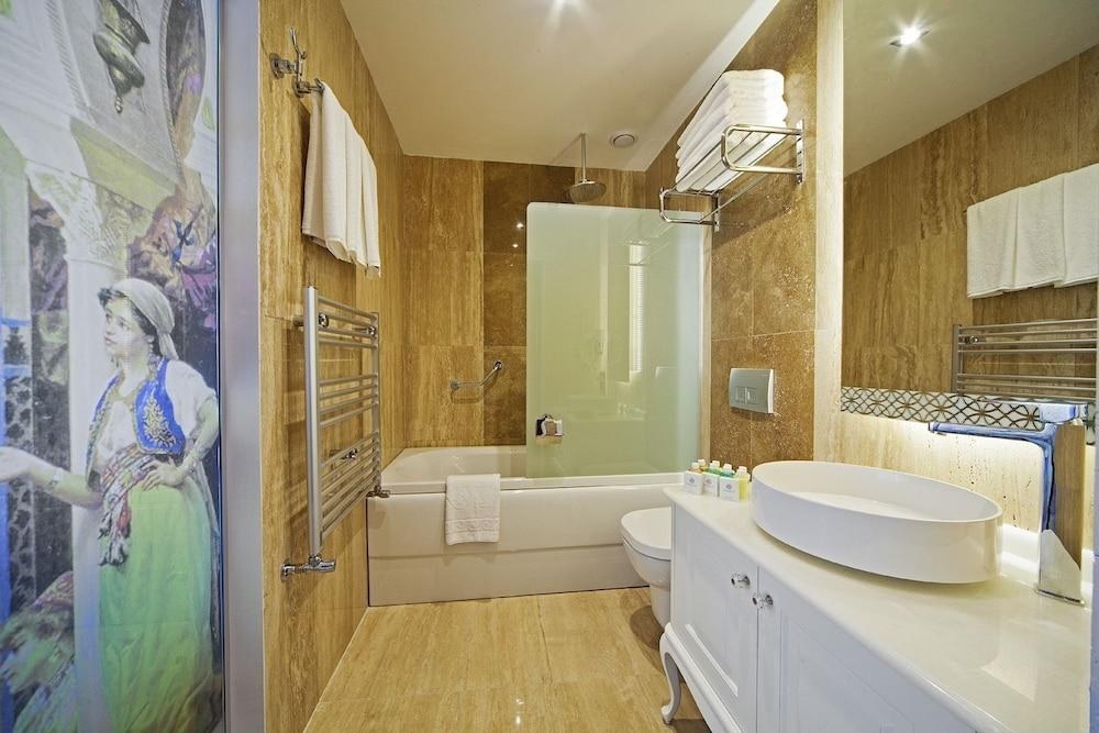AZADE PREMIER HOTEL photo 2