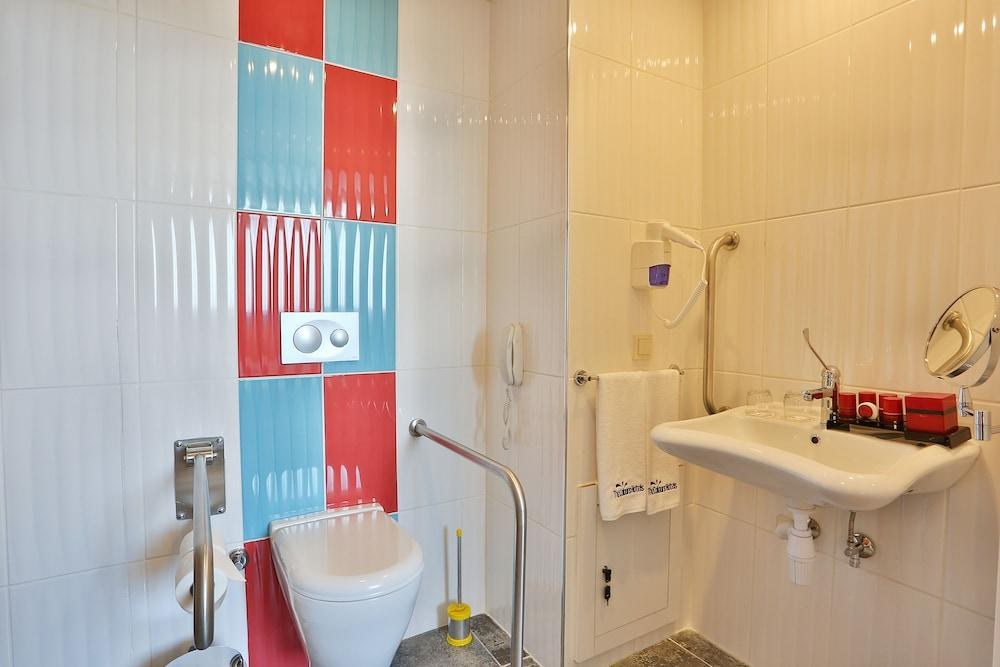 QUA HOTEL photo 2