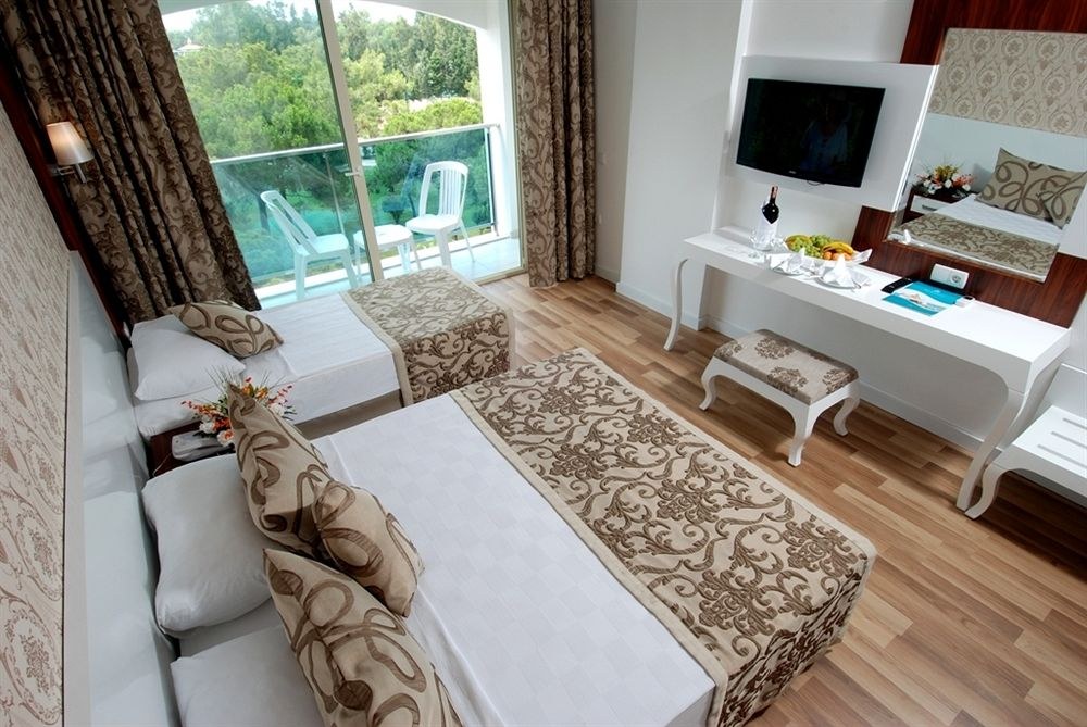 MAYA WORLD HOTEL photo 4