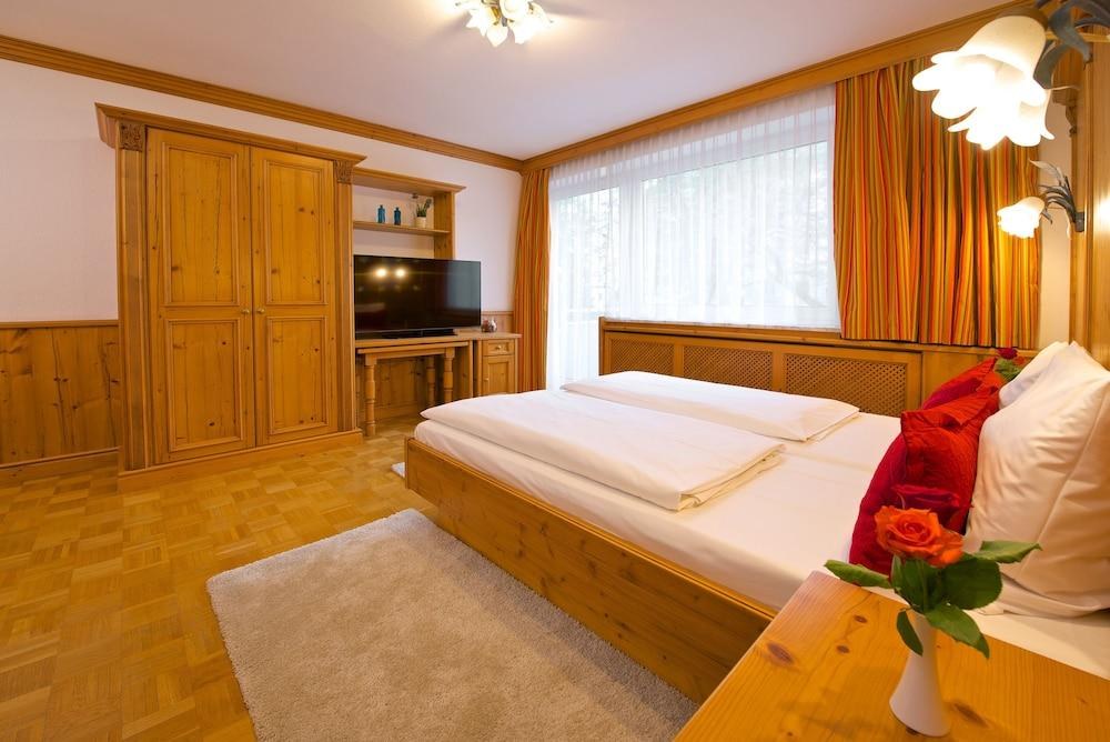 Park Hotel Laim photo 3