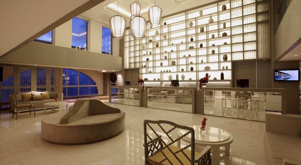 The Quarter Hualampong (formerly Prime Hotel) photo 2