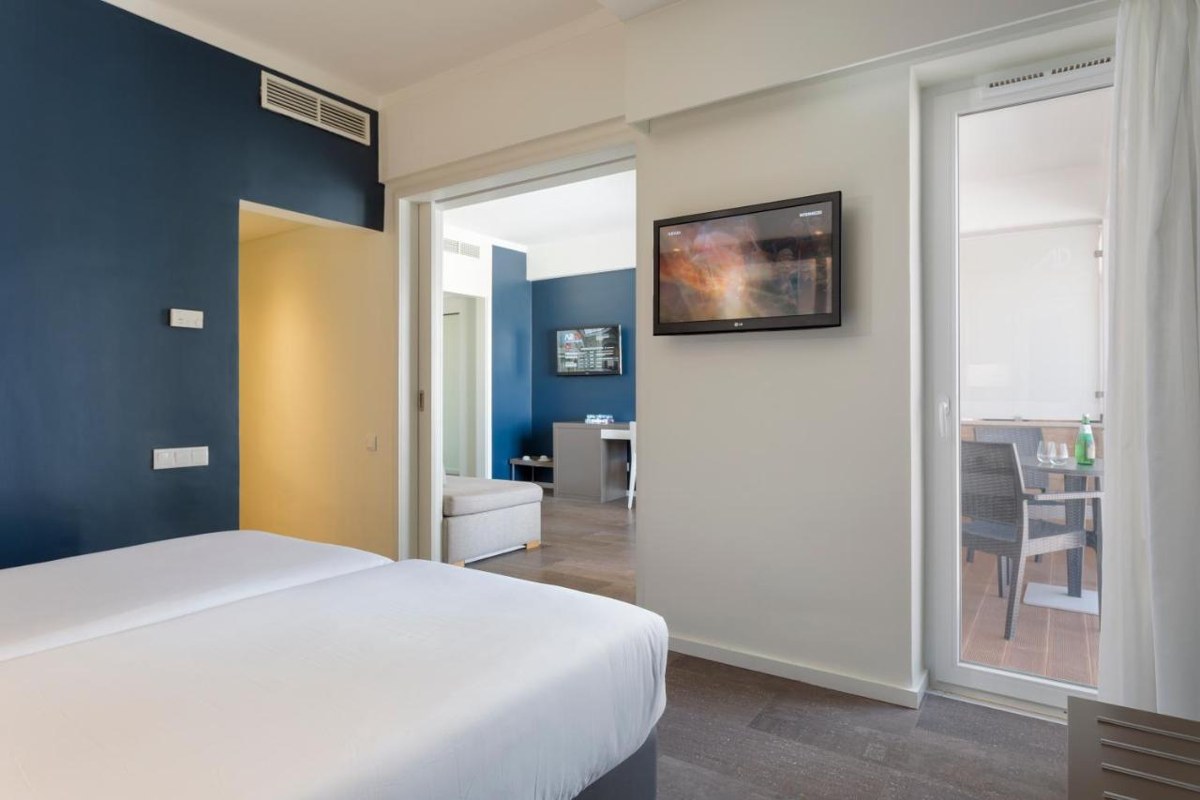 AP EVA SENSES HOTEL photo 4