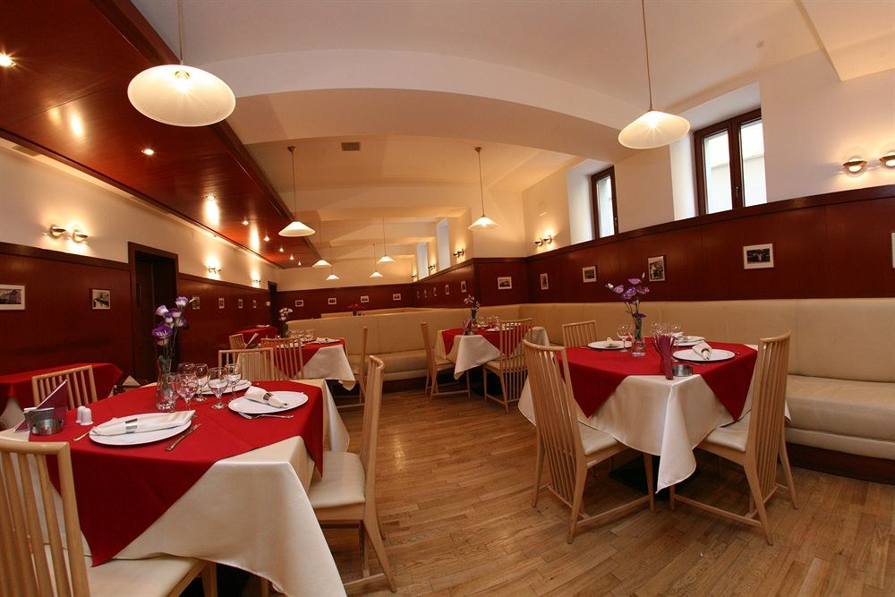 HOTEL SAVOY