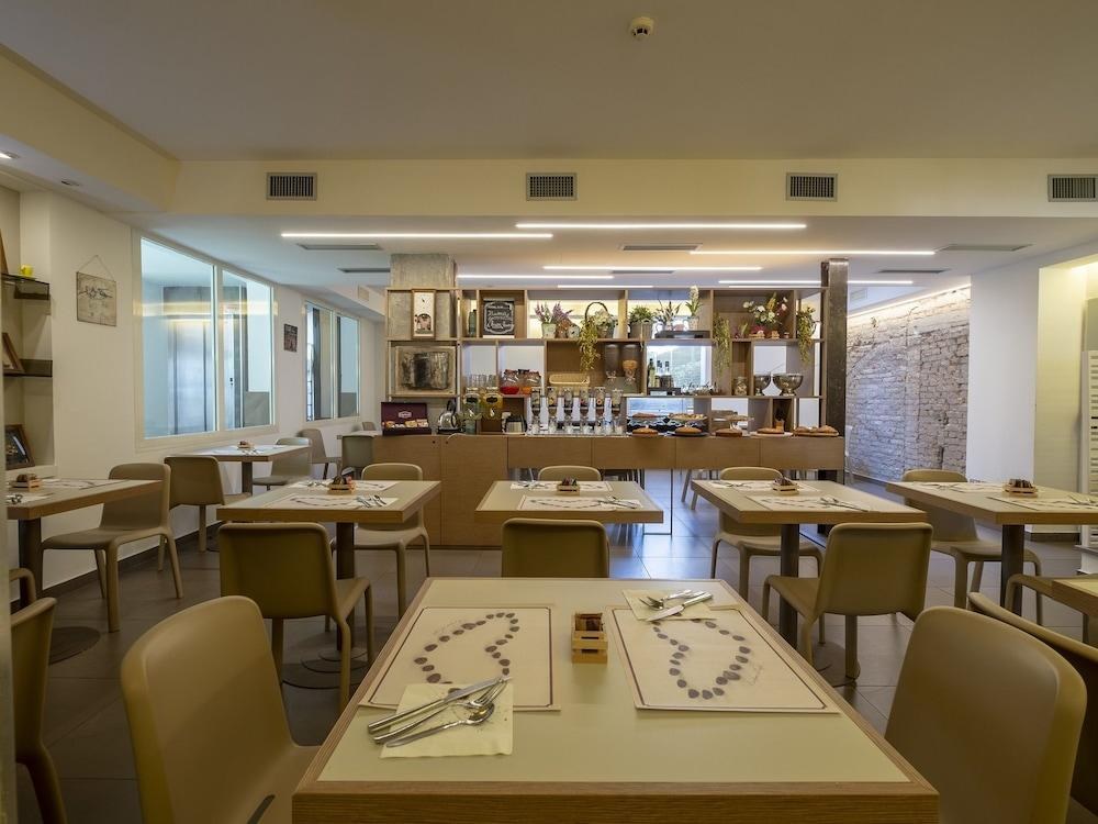 HOTEL VILLA LALLA photo 3