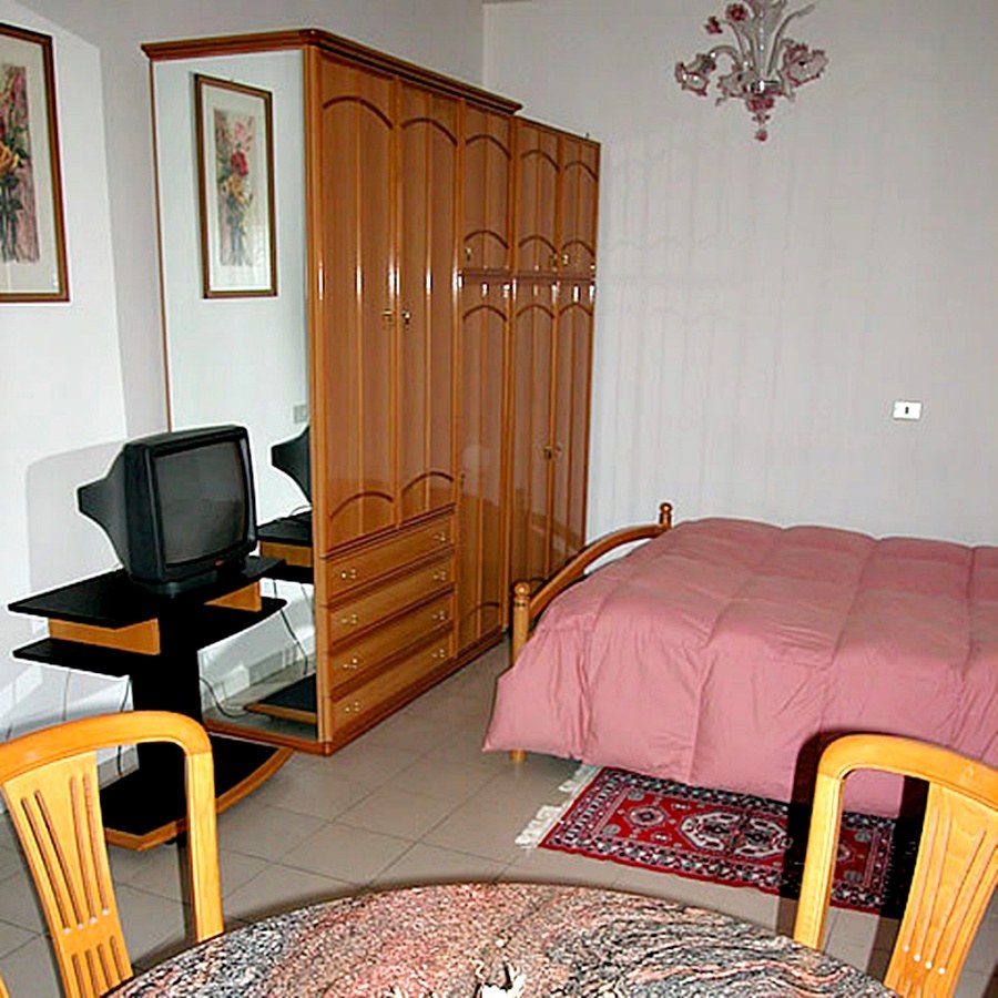 Hotel President photo 1