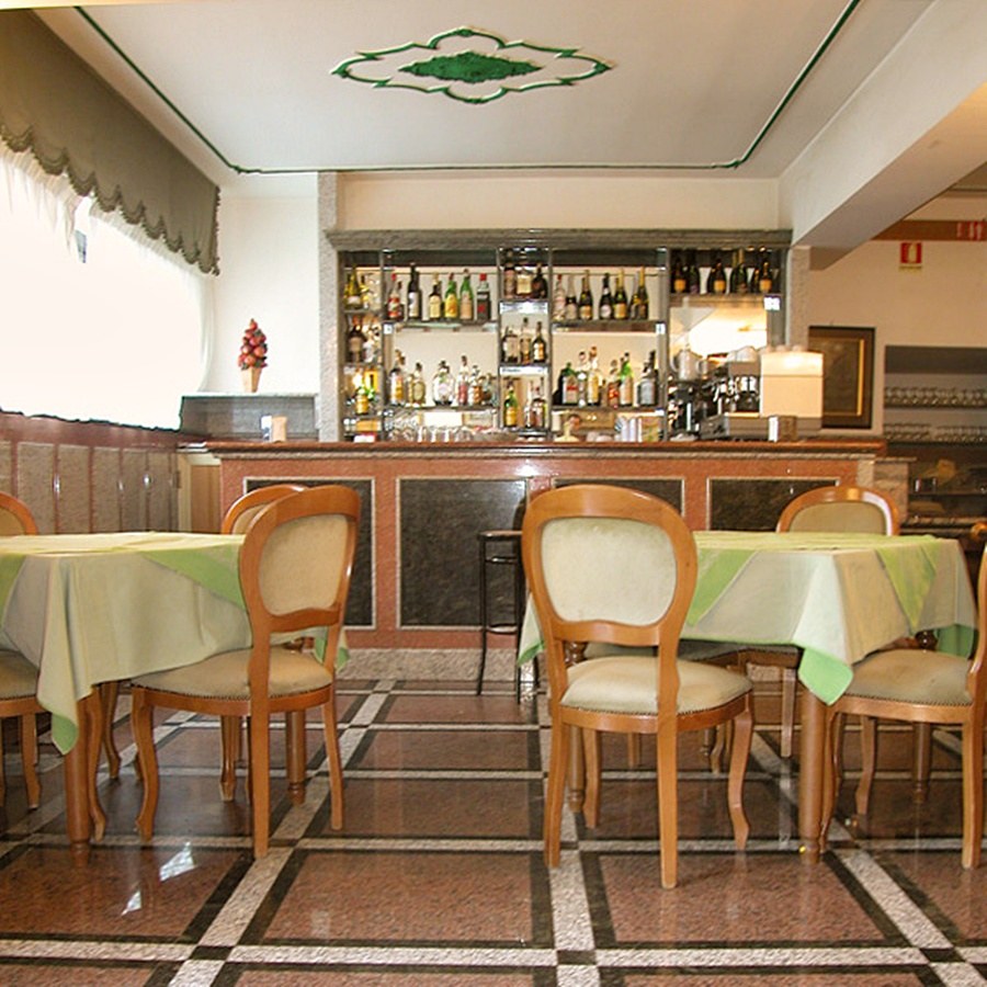 Hotel President photo 3