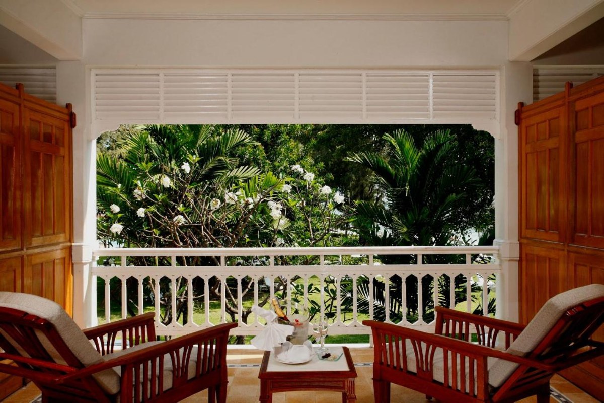 CENTARA GRAND BEACH RESORT HUA HIN photo 2