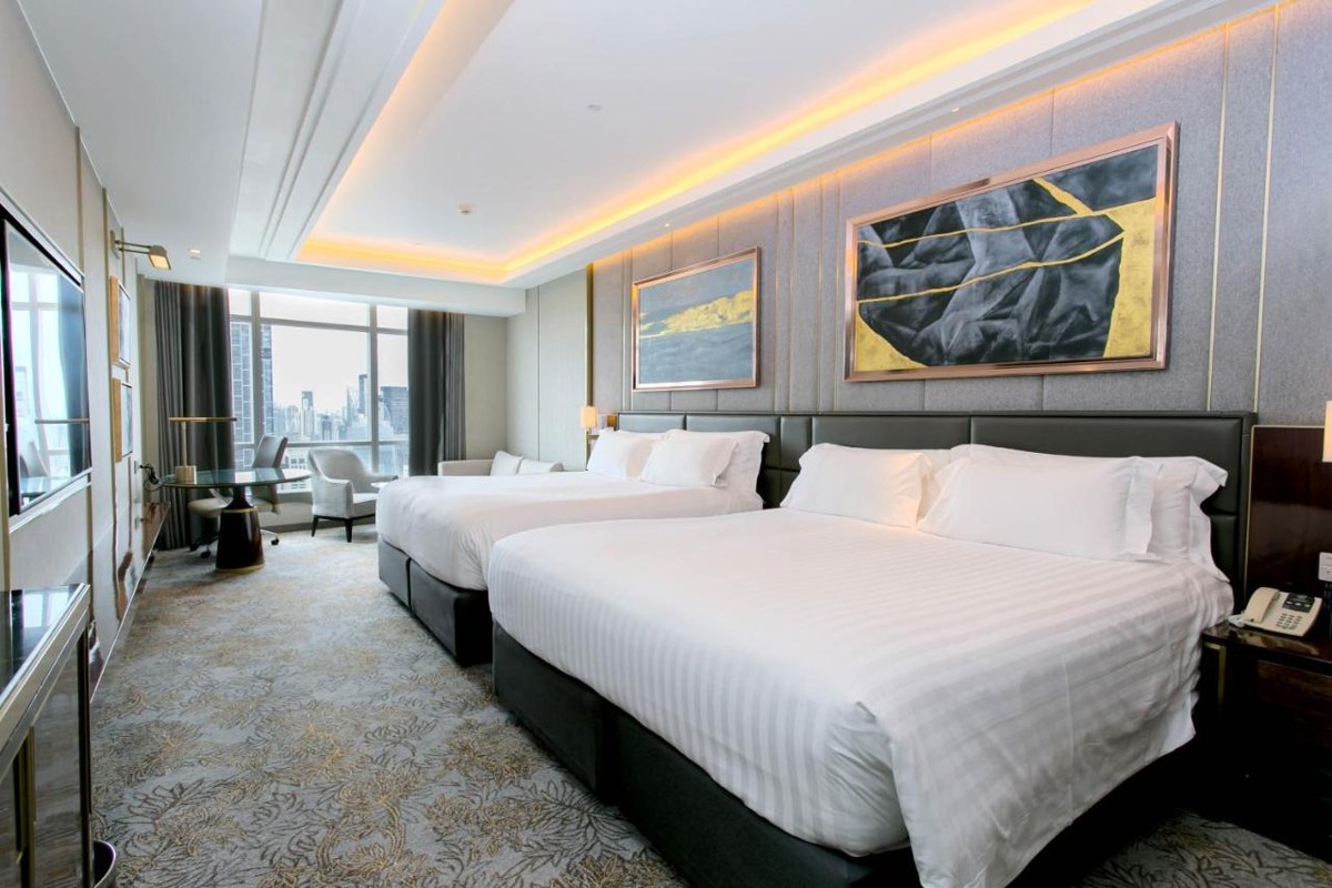 CENTARA GRAND & BANGKOK CONVENTION CENTRE AT CENTRAL WORLD SHA + PLUS