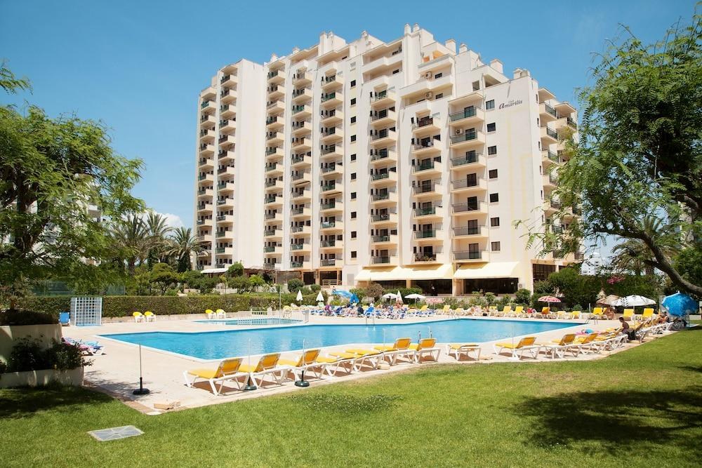 CLUB AMARILIS photo 1