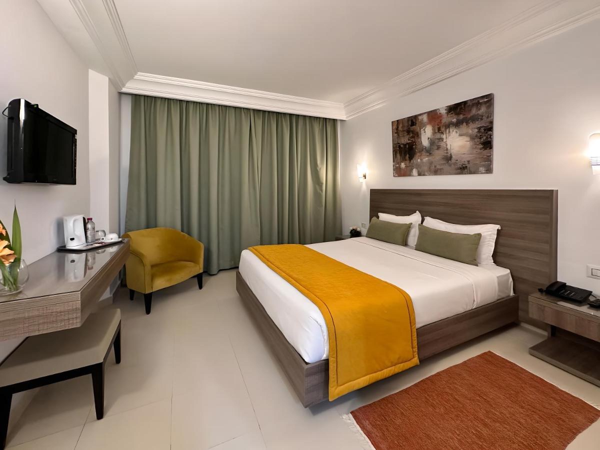 EL OUMARA HOTEL photo 1