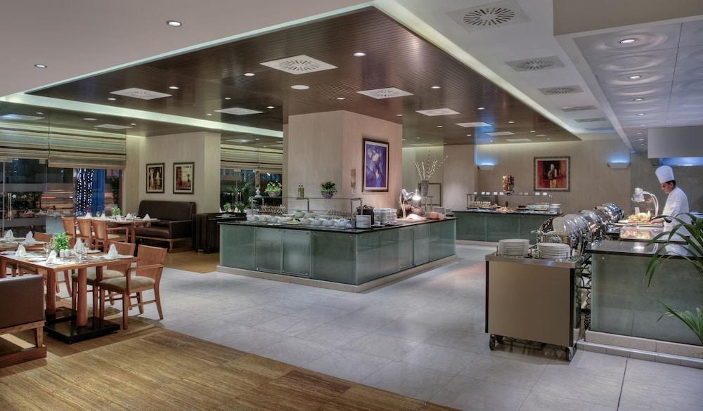 MERCURE HOTEL APARTMENTS DUBAI BARSHA HEIGHTS photo 2