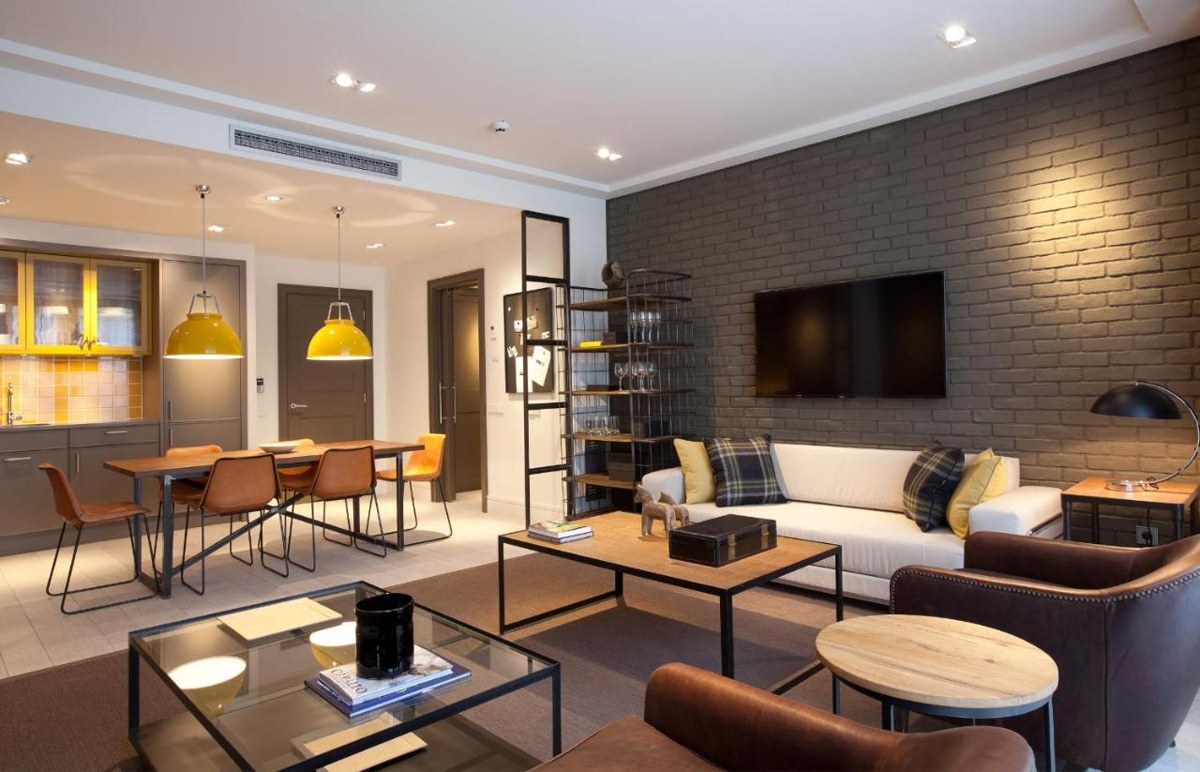 MIDTOWN APARTMENTS photo 1