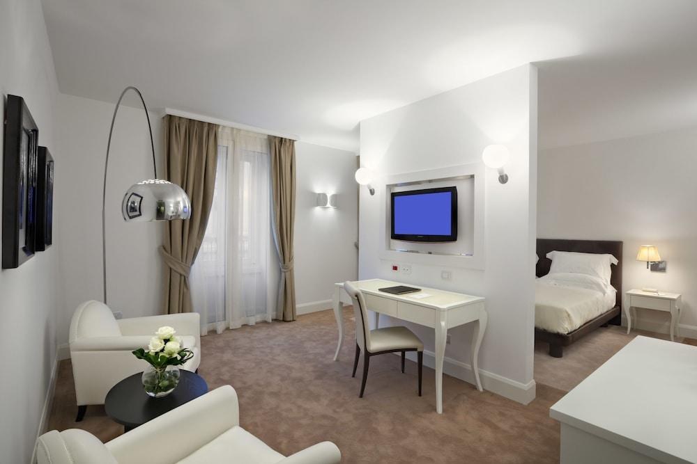 MAISON MILANO | UNA ESPERIENZE photo 2