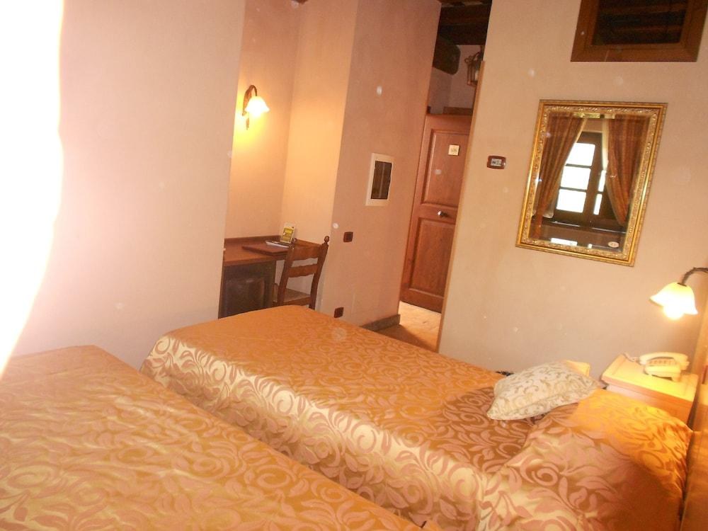 Hotel Relais Castrum Bocce photo 4