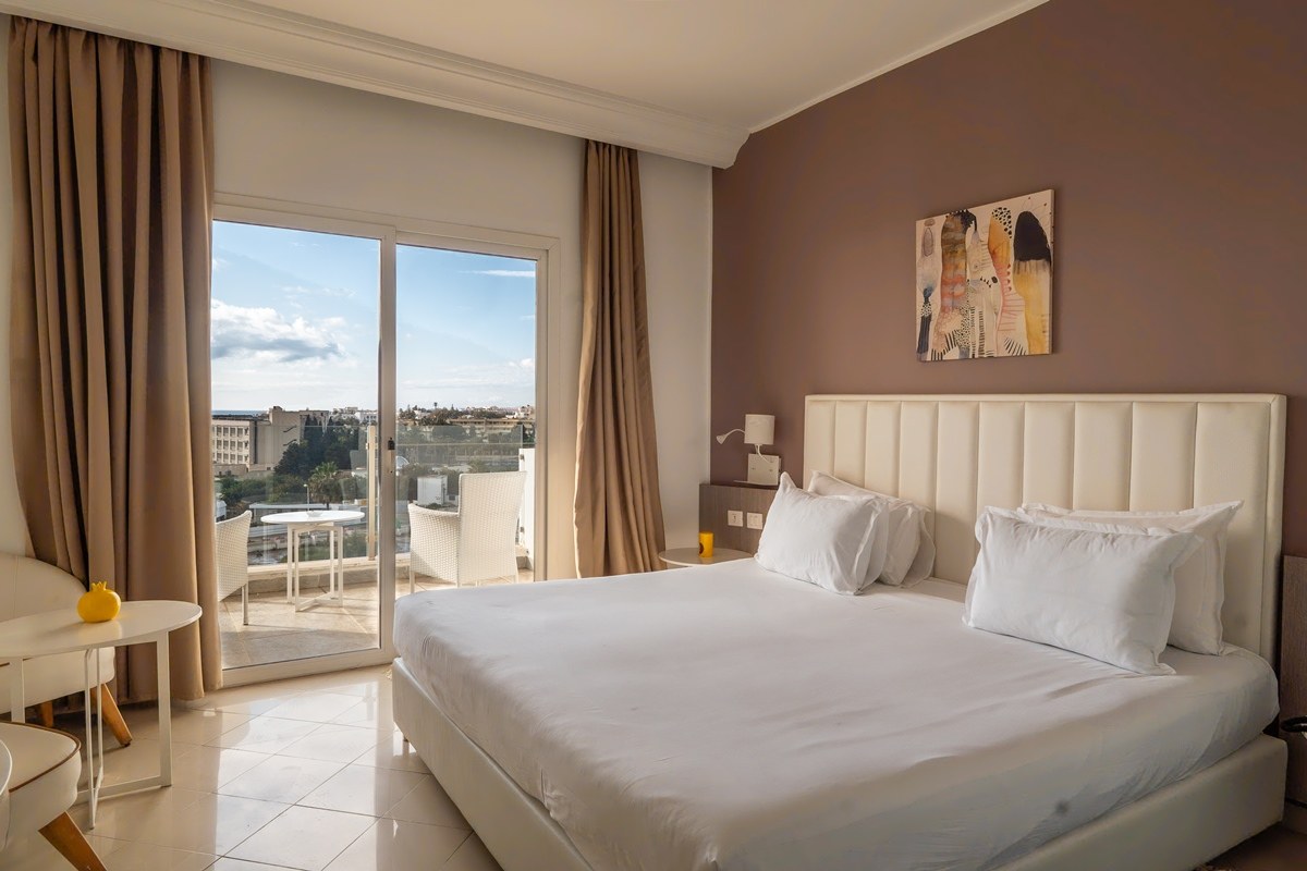 Le President Hotel Club