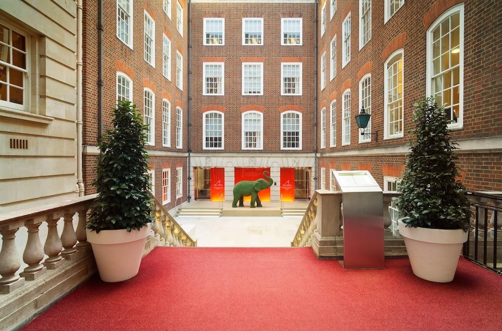 Apex London Temple Court photo 4