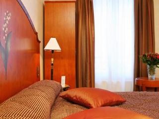 Hotel Muguet photo 2