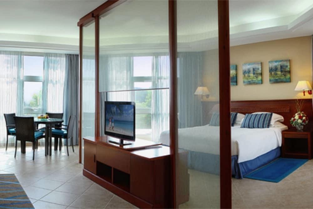 FUJAIRAH ROTANA RESORT & SPA photo 2