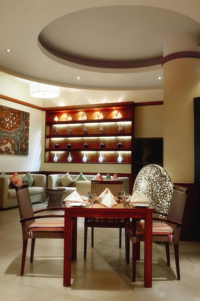 FUJAIRAH ROTANA RESORT & SPA photo 4