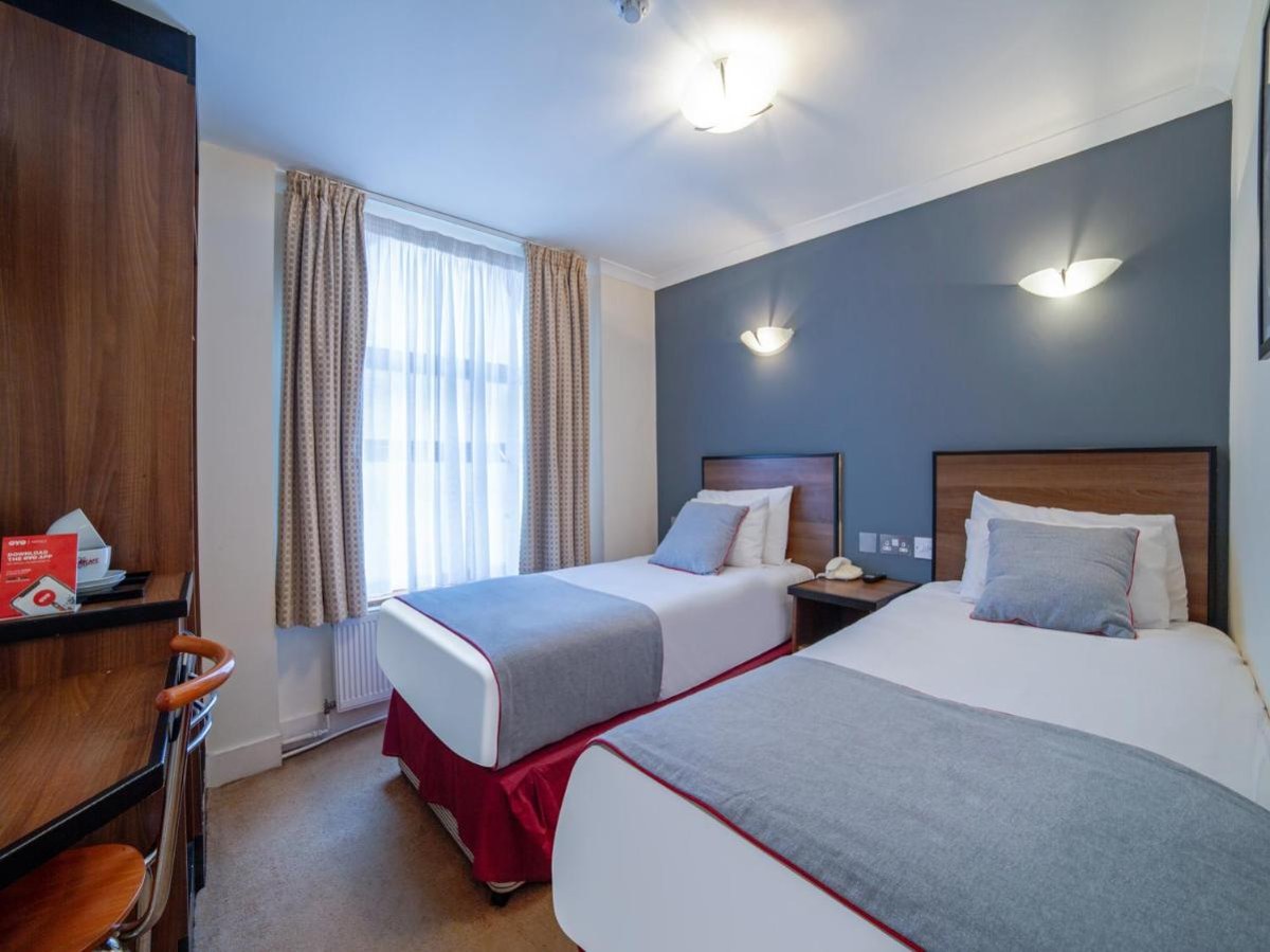 ELYSEE HYDE PARK HOTEL