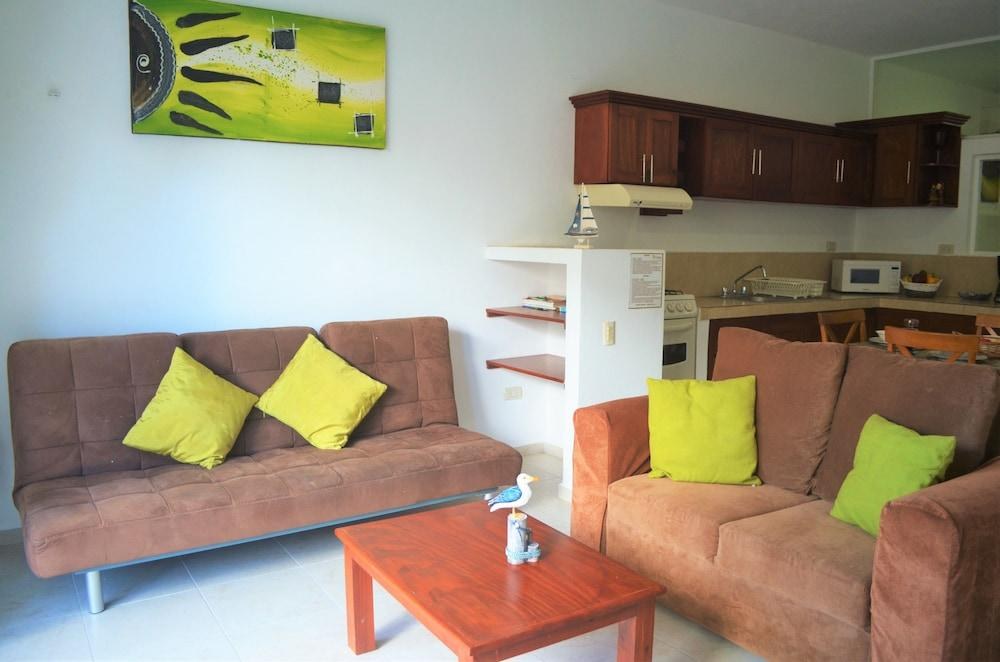 CORALES SUITES photo 3