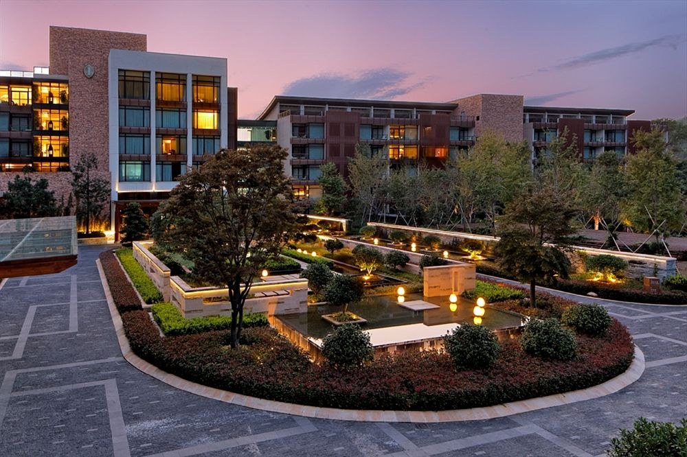 INTERCONTINENTAL ONETHOUSAND ISLAND LAKE RESORT photo 1
