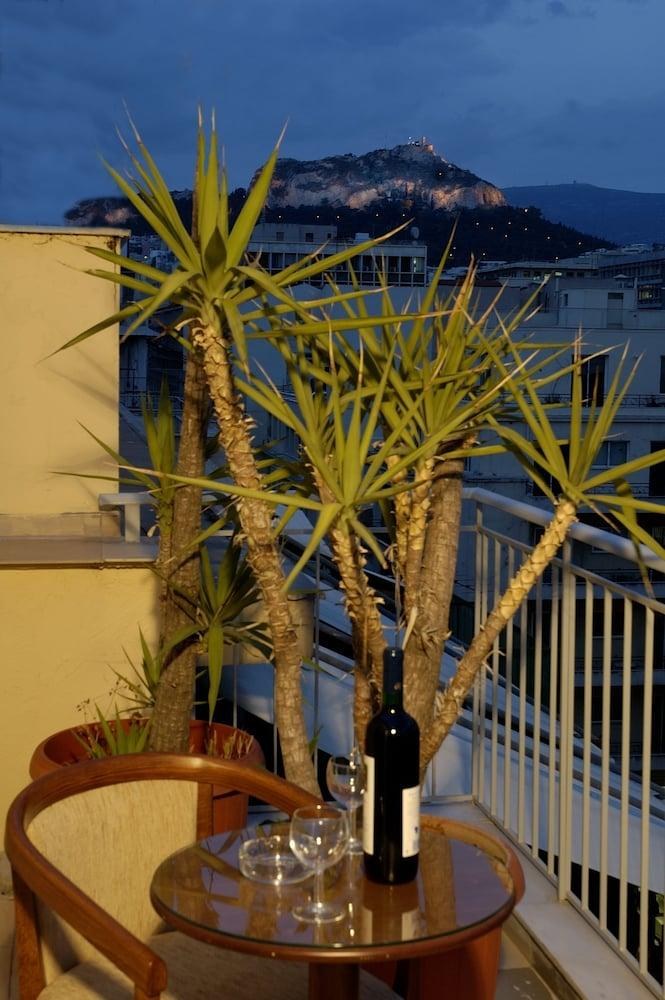 Solomou Athens photo 2